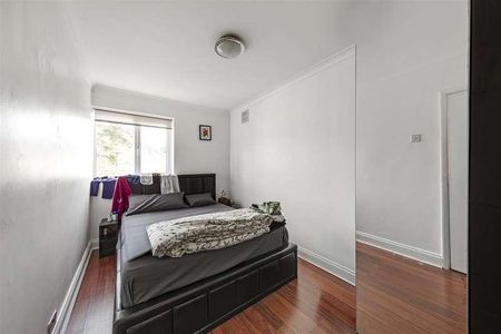 Clive Road, London, SE21 - Photo 4