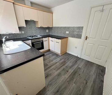 Deans Gate, Willenhall, WV13 - Photo 2