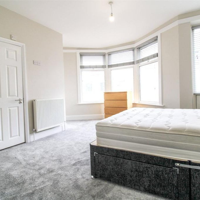 1 bedroom in a house share to rent - Photo 1