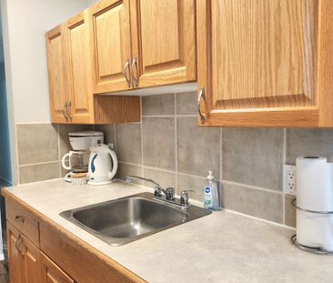 Unit 301, 3811 - 54 Avenue, Red Deer AB - Photo 4