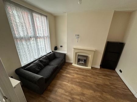 2 Bed Detached House, Whitman Street, L15 - Photo 2