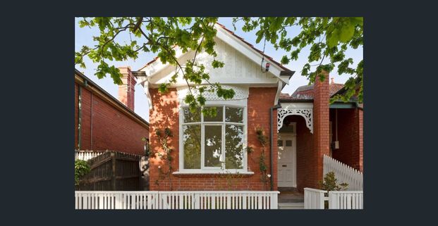 DESIGNER LIVING IN A PREMIER LOCATION! - Photo 1