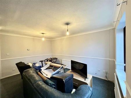 Wellesley, Harlow, CM19 - Photo 4