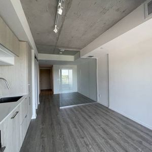 ART SHOPPE: Charming Jr 1 Bedroom Condo For Rent Mid Toronto - Photo 2