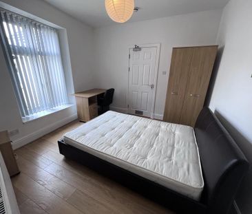 6 bedroom house share to rent - Photo 4