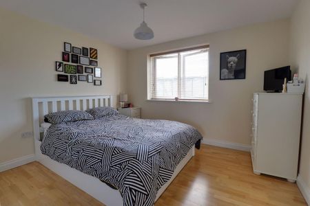 2 bedroom property to rent - Photo 2