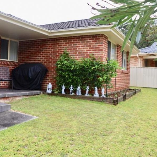 1/2 Marquis Close, Valentine NSW 2280 - Photo 1