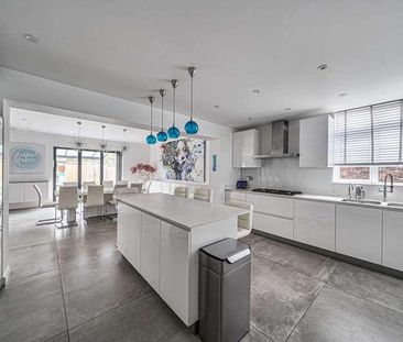 Fairholme Gardens, Finchley, N3 - Photo 2