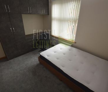 3 bedroom terraced house to rent - Photo 6