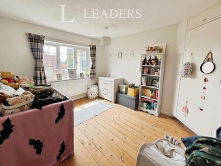 4 bedroom house to rent Mill Street, St. Osyth, Clacton-on-Sea, CO16 - Photo 5