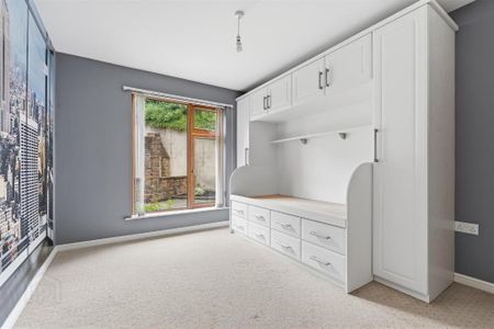 9 Drummond Park, Ballynahinch, BT24 8GE - Photo 2
