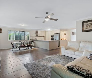 Peaceful Parkside Living in a Prime Cleveland Location - Photo 4