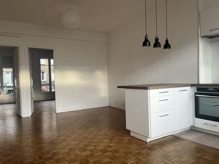 Location Appartement 3 pièces 59m² COUTANCES 50200 - Photo 5