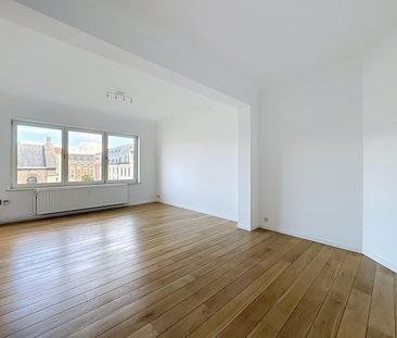 Place Brugmann: Beautiful 2-bedroom apartment, refurbished - Photo 1