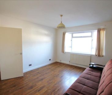 1 bedroom property to rent - Photo 3