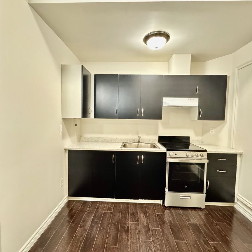 For Lease - 8 Main Street Unit# 101, Brampton, Ontario - Photo 1