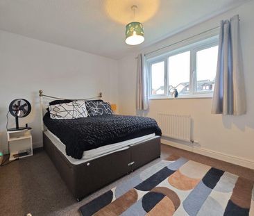 2 bedroom semi-detached house to rent - Photo 4