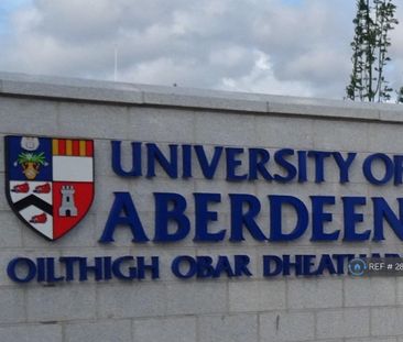 4 bedroom semi-detached house to rent - Photo 6