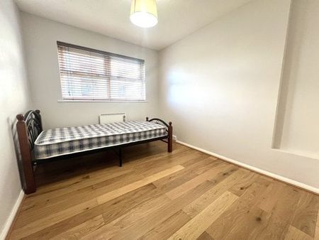 Adeliza Close, Barking, IG11, Property for rent - Photo 3