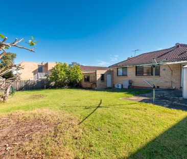 Renovated 3 Bedroom Family Home - Photo 1