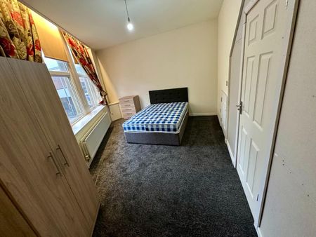 Standish Street, Burnley - Photo 4