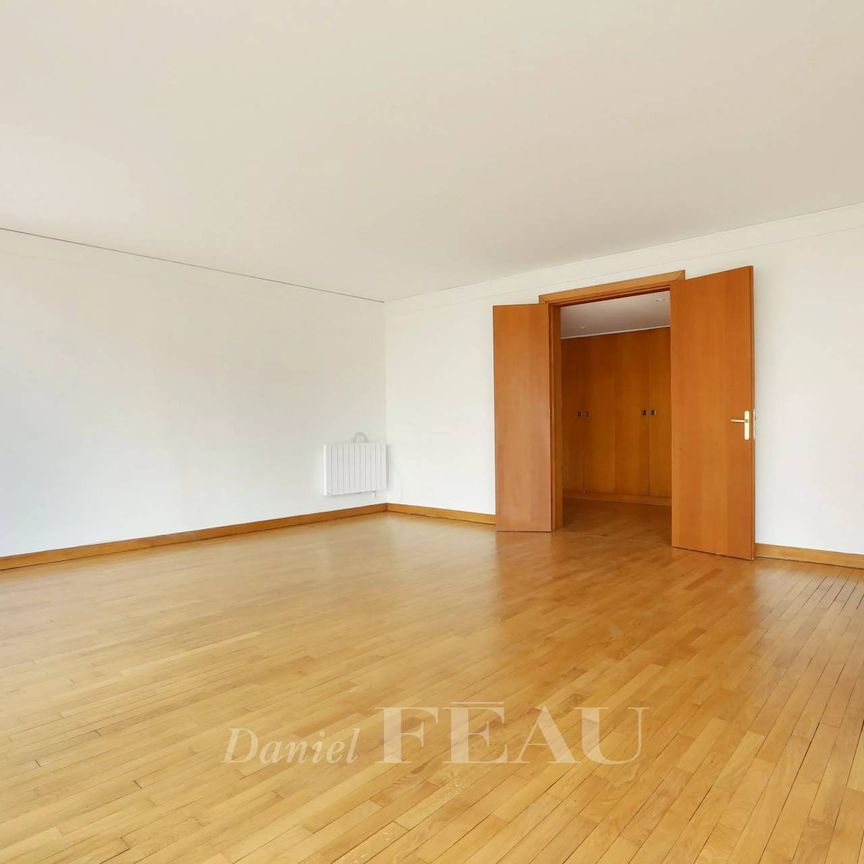 Location appartement, Paris 15ème (75015), 6 pièces, 135 m², ref 85531836 - Photo 1