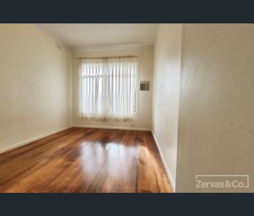 33 Roberts Avenue, Mulgrave, Vic 3170 - Photo 5