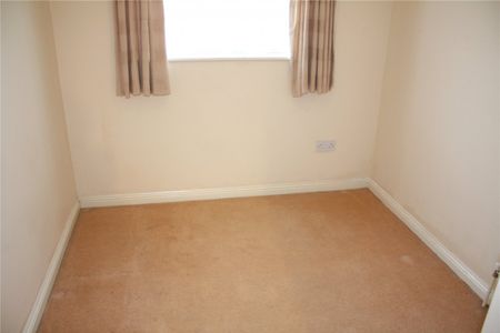 Clonmel Close, Caversham, Reading, Berkshire, RG4 - Photo 4