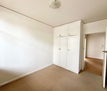 1/33 Gordon Street, Balwyn VIC 3103 - Photo 5