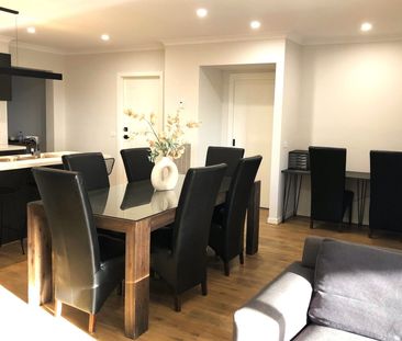 LUXURIOUS HOME IN GREAT LOCATION!!! - Photo 4