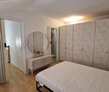 Appartement de type 2 en duplex meublé - Photo 6