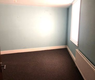 2 Bedroom Ground Flat - Photo 1
