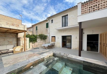 18 Carrer Santa Catalina Thomàs, Santa Margalida, Balearic Islands 07450 - Photo 2