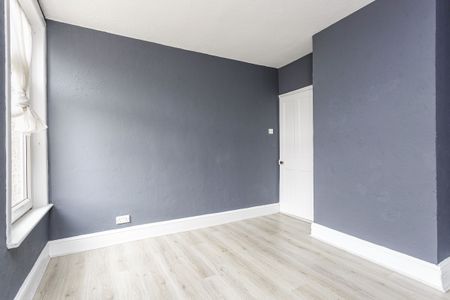 2 bedroom house to rent Ward Road, Southsea, PO4 - Photo 5