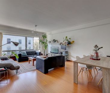 Appartement te huur in Antwerpen voor € 1.100 met 2 slaapkamers - Foto 2