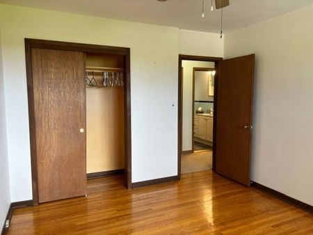 For Lease - 7421 Cochrane Street, Whitby, Ontario - Photo 3