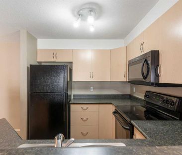 2 Bed Condo In Mc Kenzie Town | Undergound Parking | Heat And Water... - Photo 3