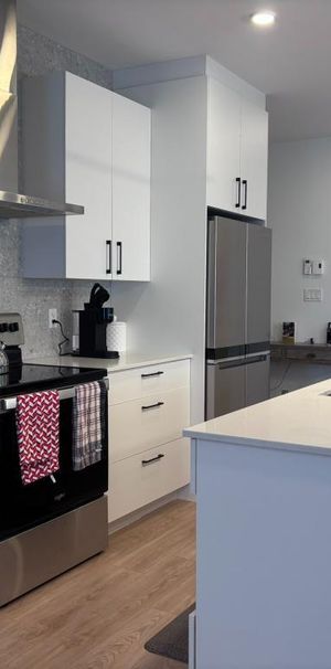 **Disponible Mars 2026** 3 chambres à coucher 2 salle de bain Appartement 5 1/2 spacieux - Photo 1