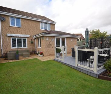 4 bedroom detached house to rent - Photo 1