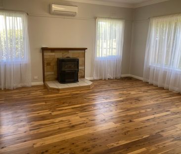 Large Family Home - Photo 1