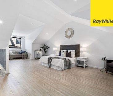 The Ultimate Family Home in Ideal Location - Photo 3