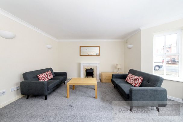 Sovereign Court, Jesmond - Photo 1