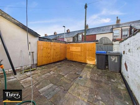 Claremont Road, Blackpool, FY1 - Photo 2