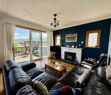 Charming Home in Andersons Bay Awaits You! - Photo 3