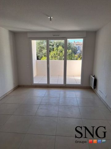 T3 AVEC TERRASSE ET PARKING - Photo 2