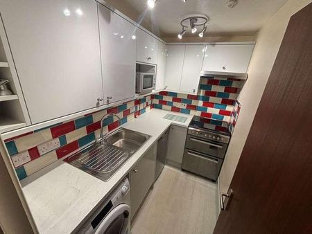 Raeburn Place, Rosemount, Aberdeen, AB25 - Photo 4