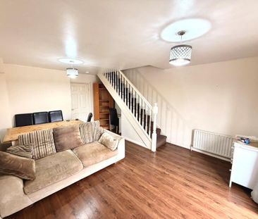 2 bedroom property to rent - Photo 2