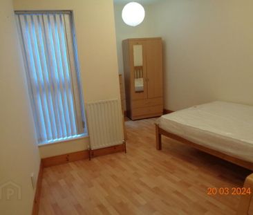 St Ives Gardens, Belfast, BT9 5DN - Photo 5