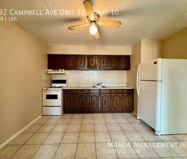 SPACIOUS 1BEDROOM/1BATH APARTMENT ON COLLEGE & CAMPBELL + HYDRO - Photo 4