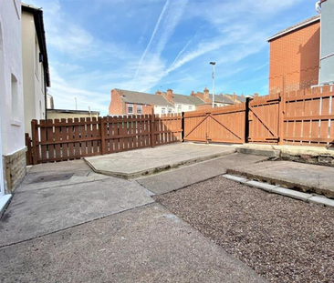 High Street, Rotherham, Goldthorpe - Photo 5